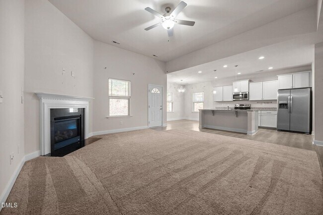 Building Photo - 75 Rolling Waters Ct