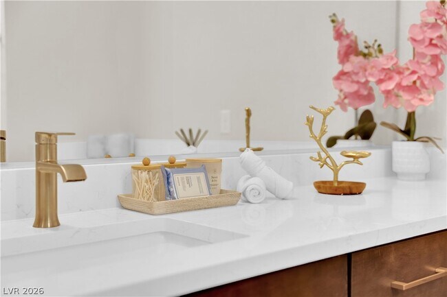 Building Photo - 10663 Stone Ledge Ave