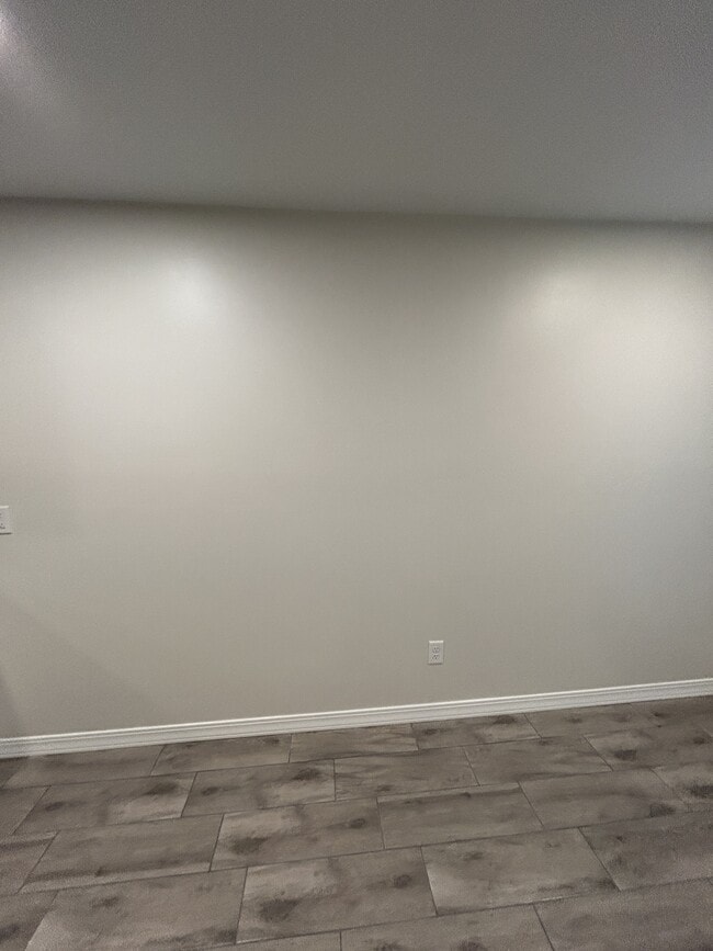 Building Photo - 2515 Kavanaugh Rd