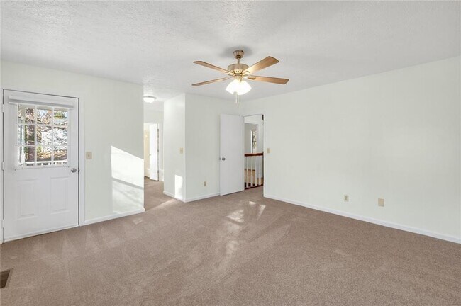 Building Photo - 1810 River Rock Trail