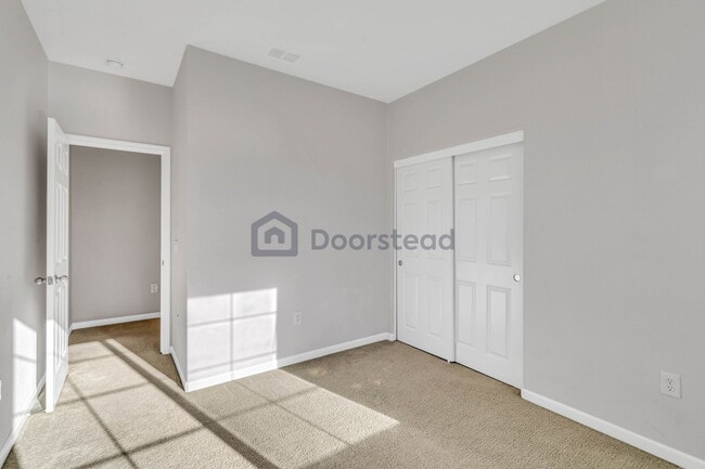 Building Photo - 2743 Lavender Ter