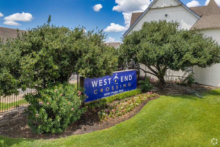 West End Crossing 6550 Phelan Dr Beaumont TX 77706 Apartment Finder