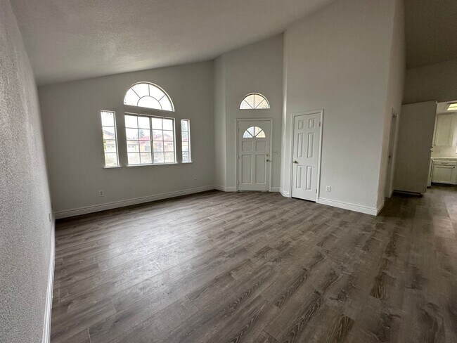 Building Photo - Available Soon!