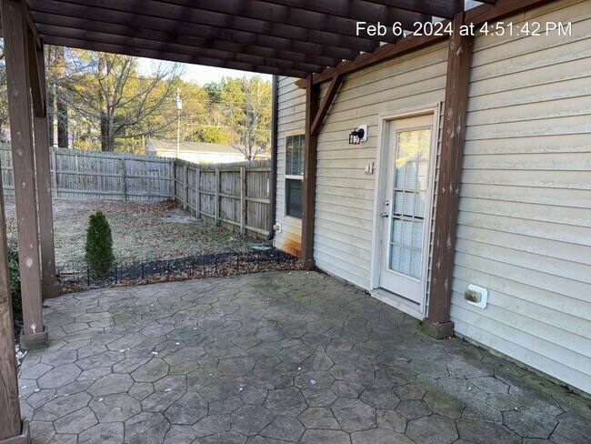 Building Photo - 118 Blackhawk Lane