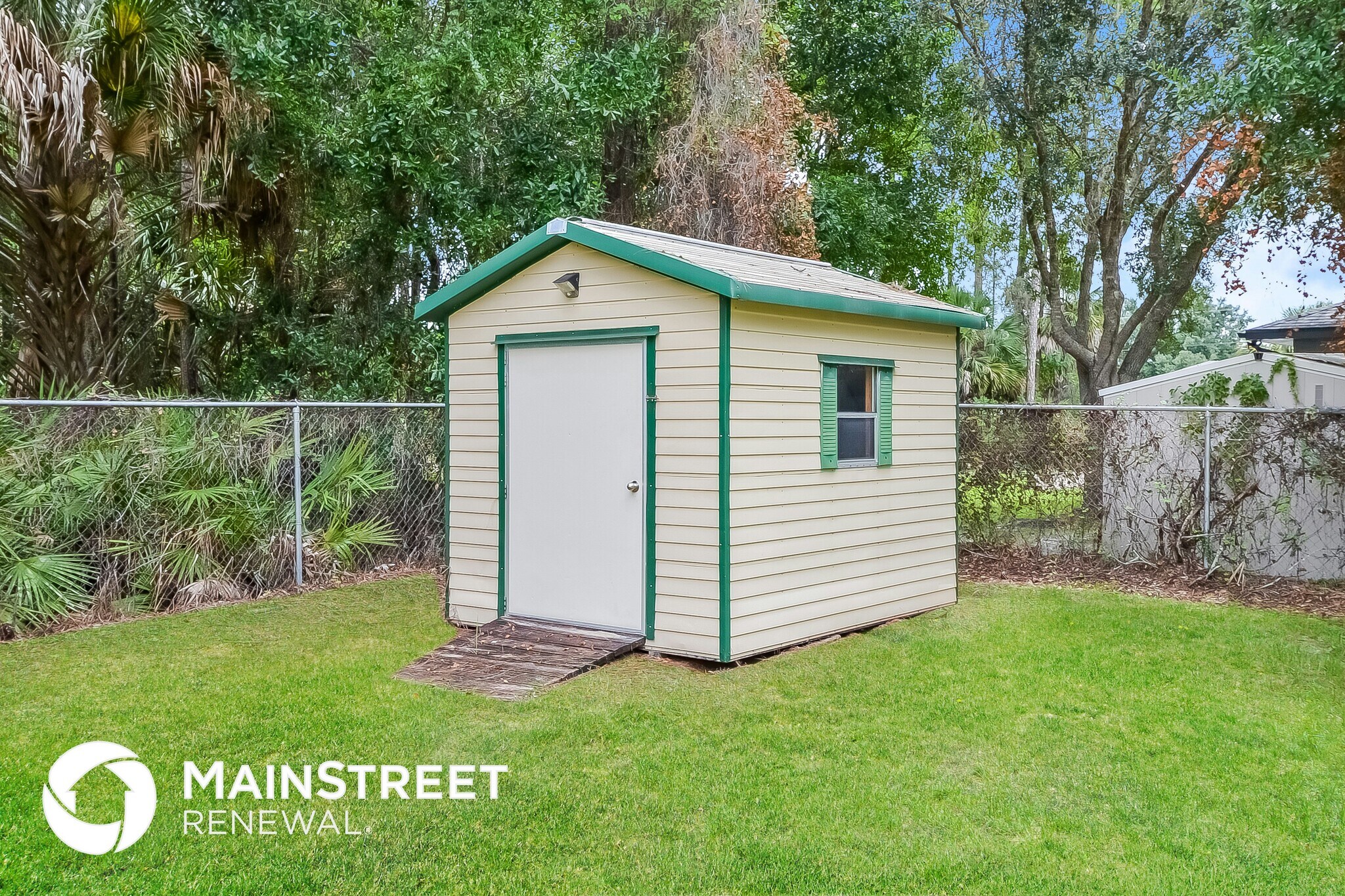 Building Photo - 3858 N Chamberlain Blvd