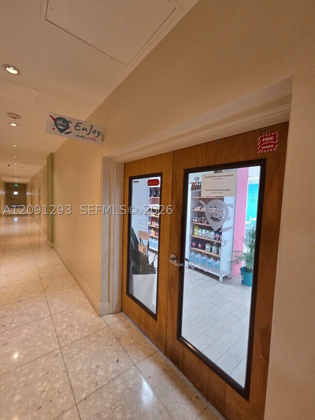 Building Photo - 3801 S Ocean Dr