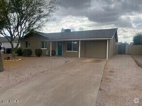 Building Photo - 3342 N 63rd Ave