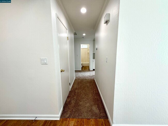 Building Photo - 2946 St Denis Dr