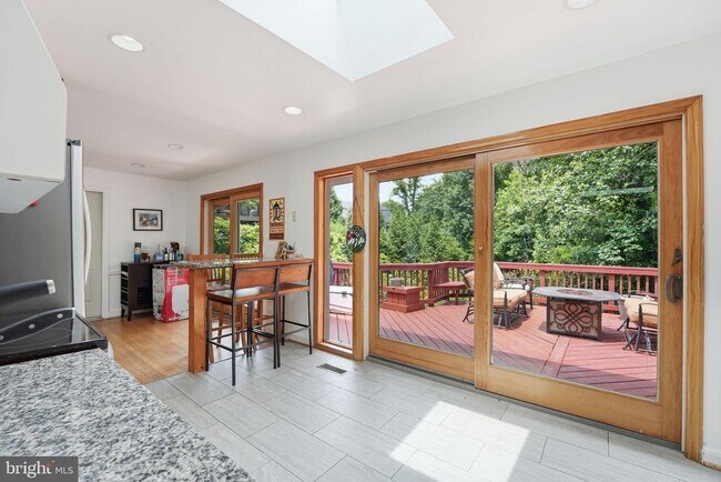 Building Photo - 1476 Waggaman Cir