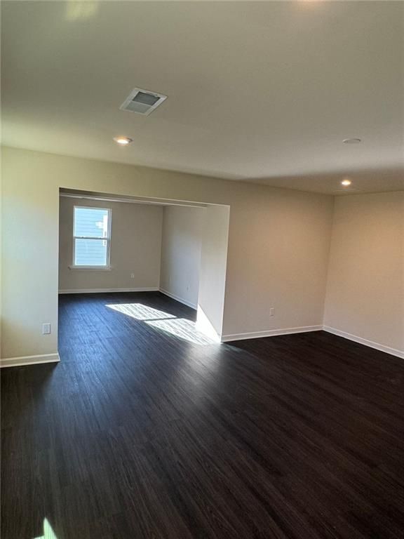 Building Photo - 136 Paulownia Cir