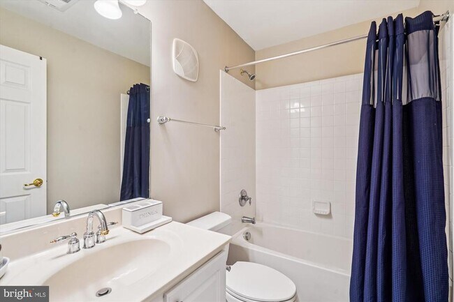 Building Photo - 3549 Huntley Manor Ln