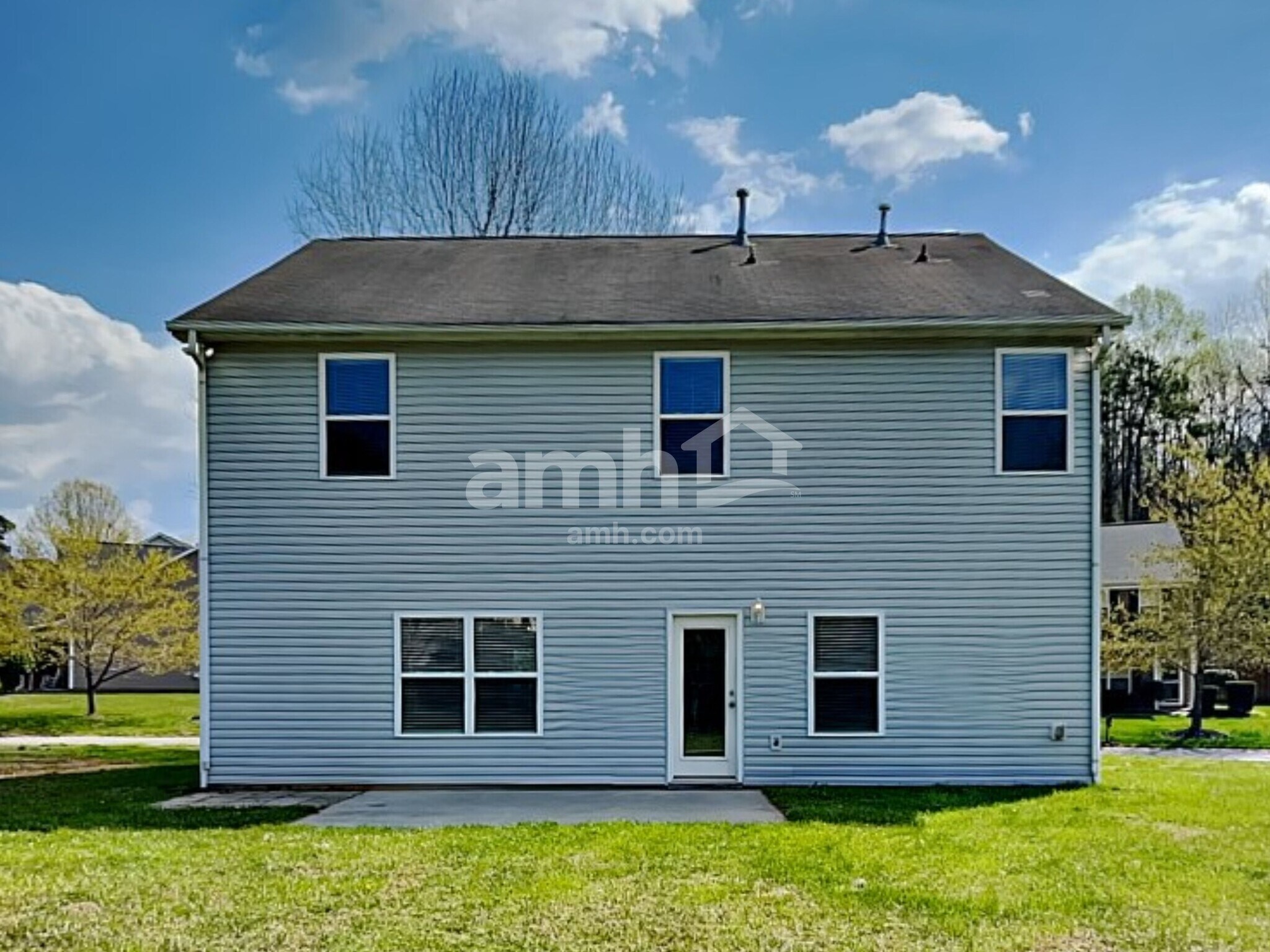 Building Photo - 104 Thorsen Dr