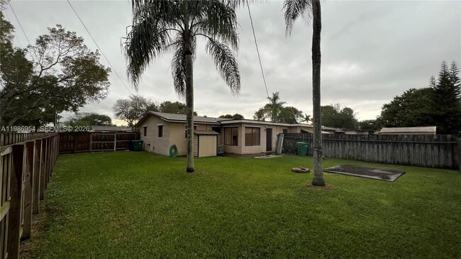 Building Photo - 5048 SW 92nd Terrace