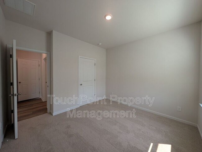 Building Photo - 3433 Austin Duncan Dr