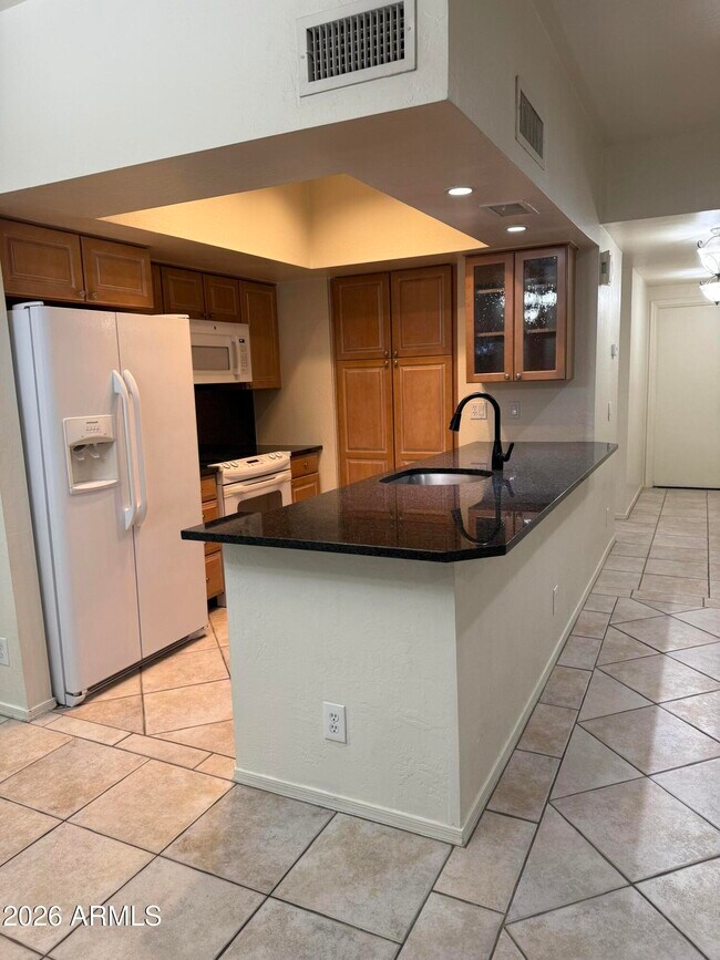 Building Photo - 9705 E Mountain View Rd