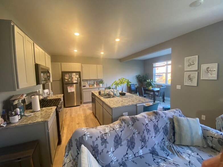 Building Photo - 1061 Northstar Way