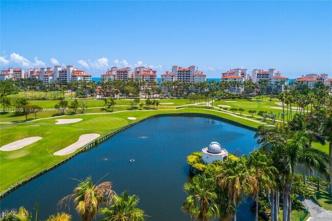 Building Photo - 19253 Fisher Island Dr