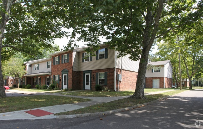 Building Photo - John Sheats Townhomes