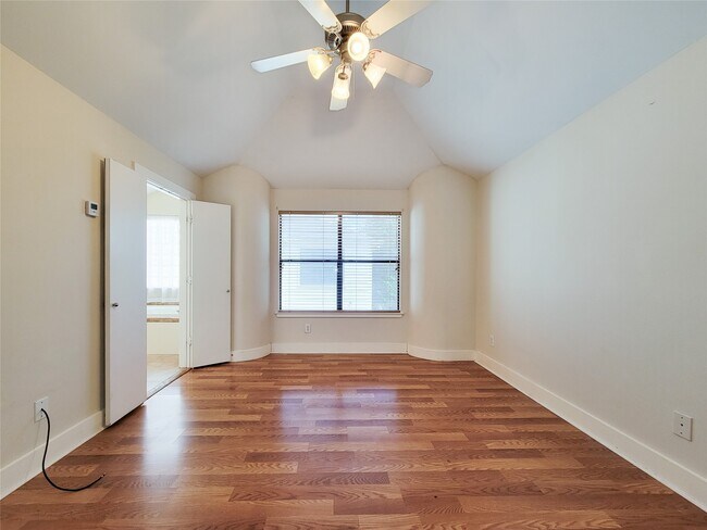 Building Photo - 3534 Omeara Dr