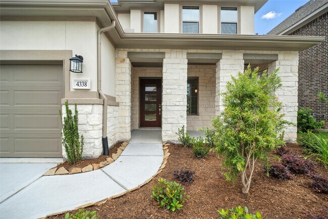 Building Photo - 4338 Victoria Pine Dr
