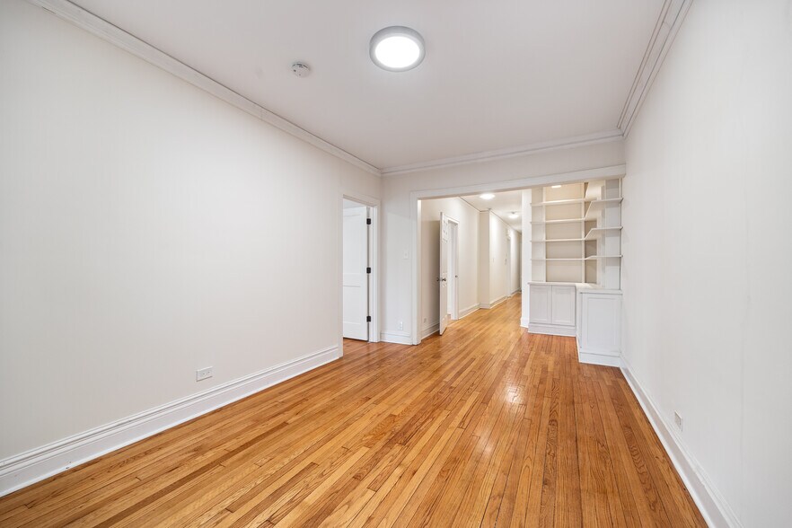 Building Photo - 721 Foster St