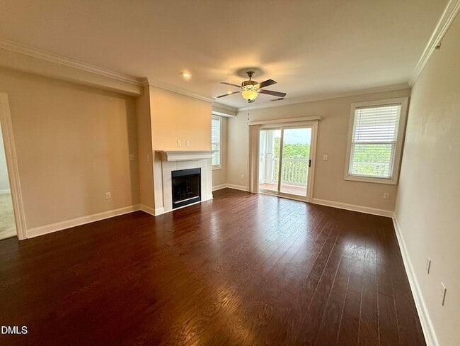 Building Photo - 732 Waterford Lake Dr