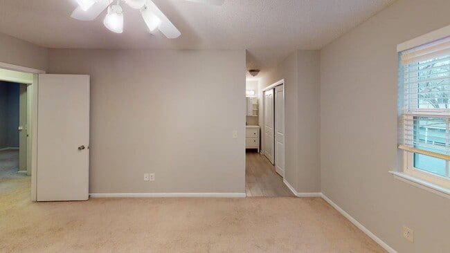 Building Photo - 3280 Heathstead Pl