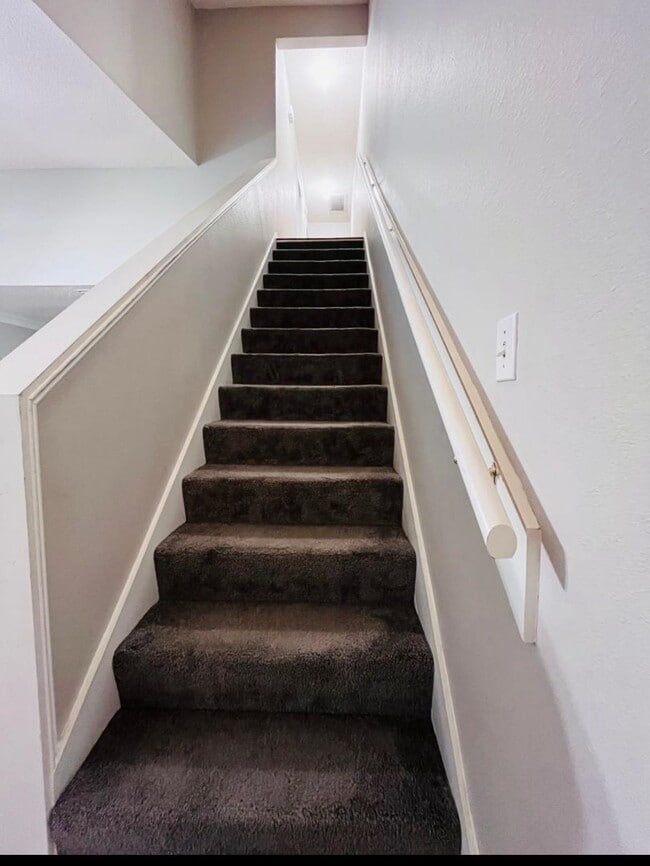 Building Photo - 3375 Argonaut Dr