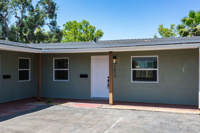 Building Photo - COMING SOON!! Amazing Renovated 1-BR Unit ...