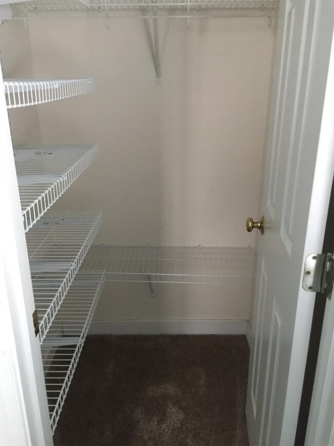 Building Photo - 1834 Rolfe Way