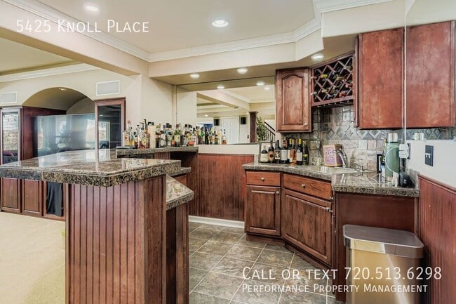 Building Photo - 5425 E Knoll Pl