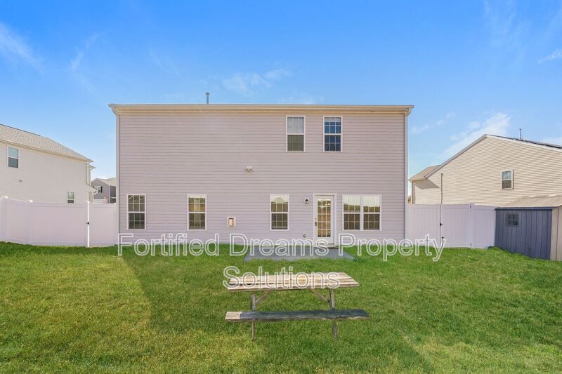 Building Photo - 254 Tally Mdw Ct