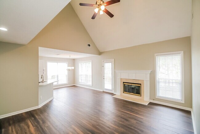 Building Photo - 77 Harbour Town Cove