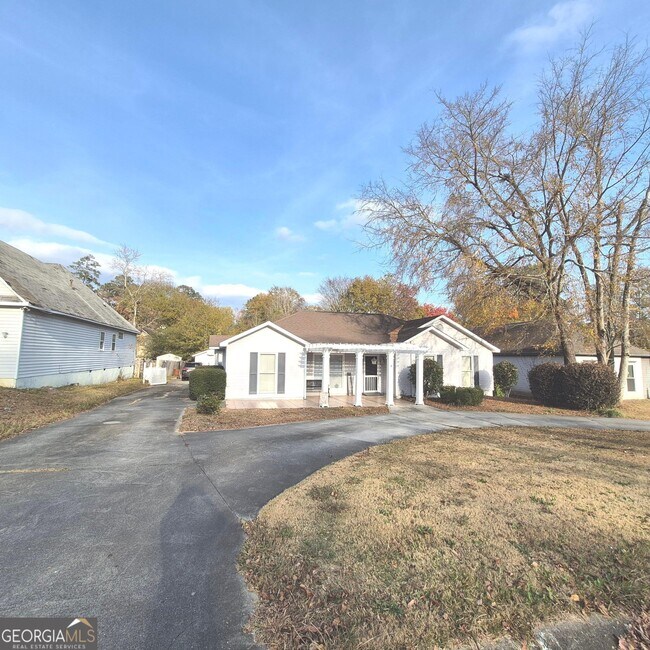 Building Photo - 199 Autumn Trace Ct