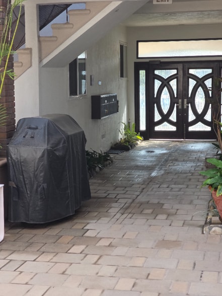 Building Photo - 11355 Washington Pl