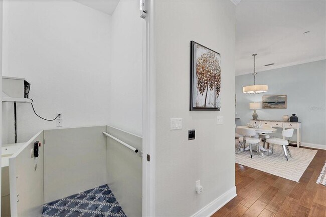 Building Photo - 455 Nokomis Ave S