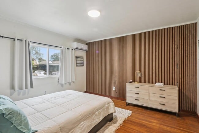 Building Photo - 522 Westminster Ave