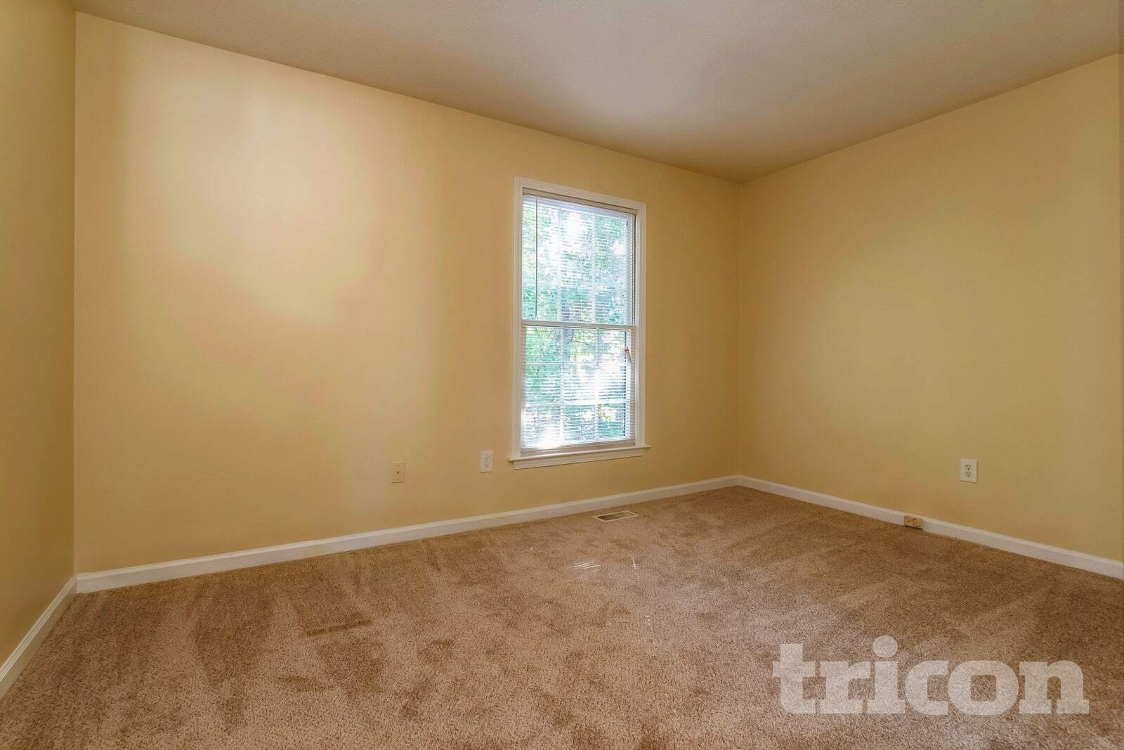 Building Photo - 4939 Clubgreen Summit