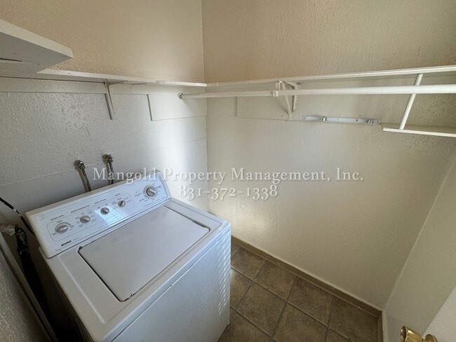 Building Photo - 611arch