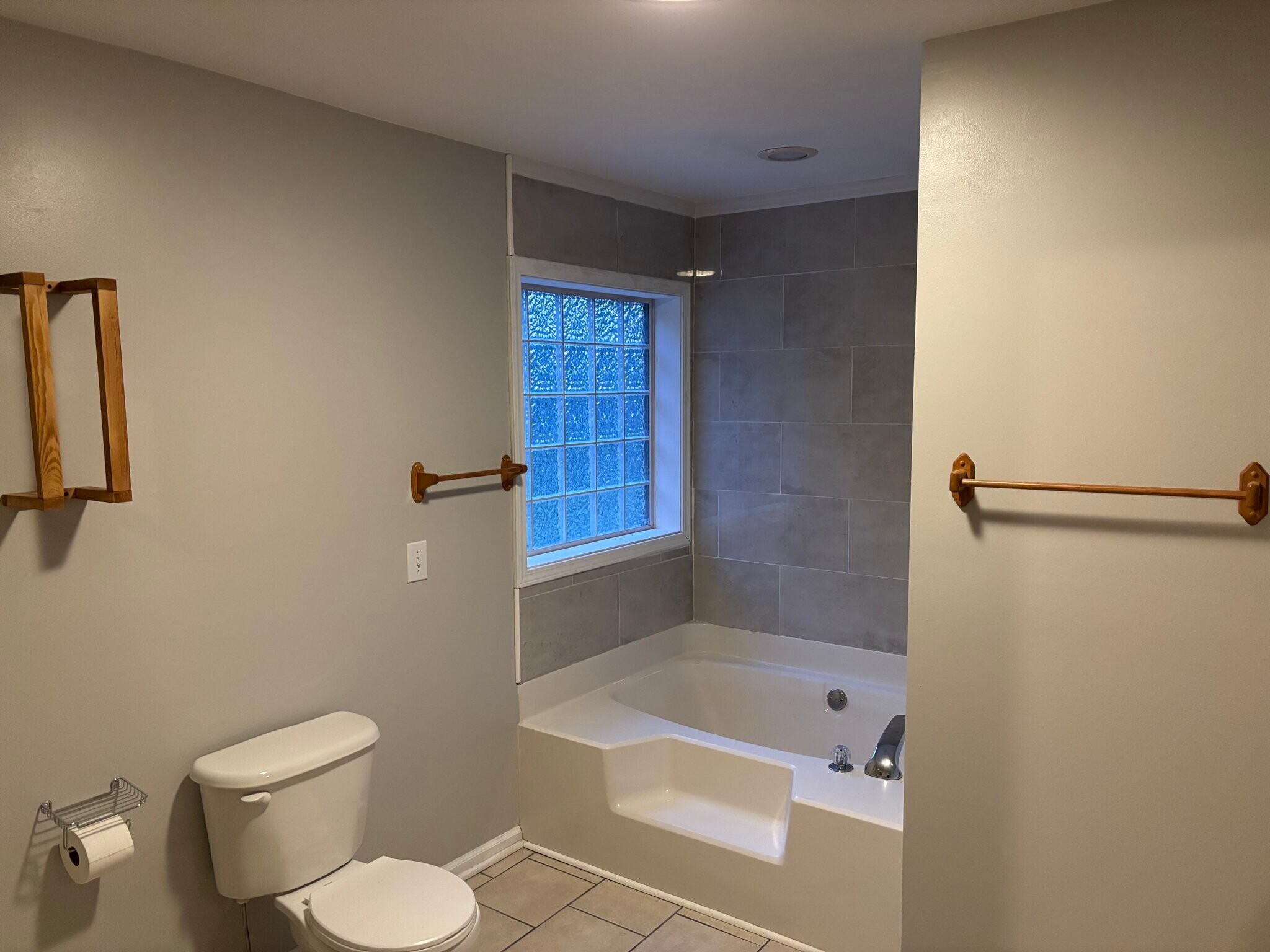 Building Photo - 2016 Harkins Rd