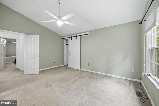 Building Photo - 10212 Winged Elm Cir