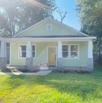 Building Photo - 2329 Santee Ave