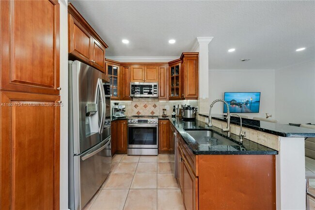 Building Photo - 15338 SW 141st Ct