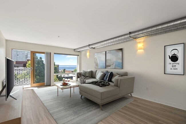 Interior Photo - Emmons on 3rd