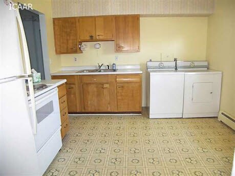 Building Photo - 717 6th Ave