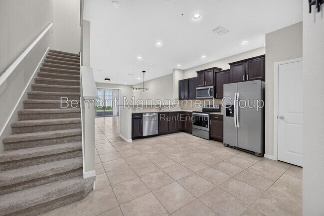 Building Photo - 3004 Alessa Loop