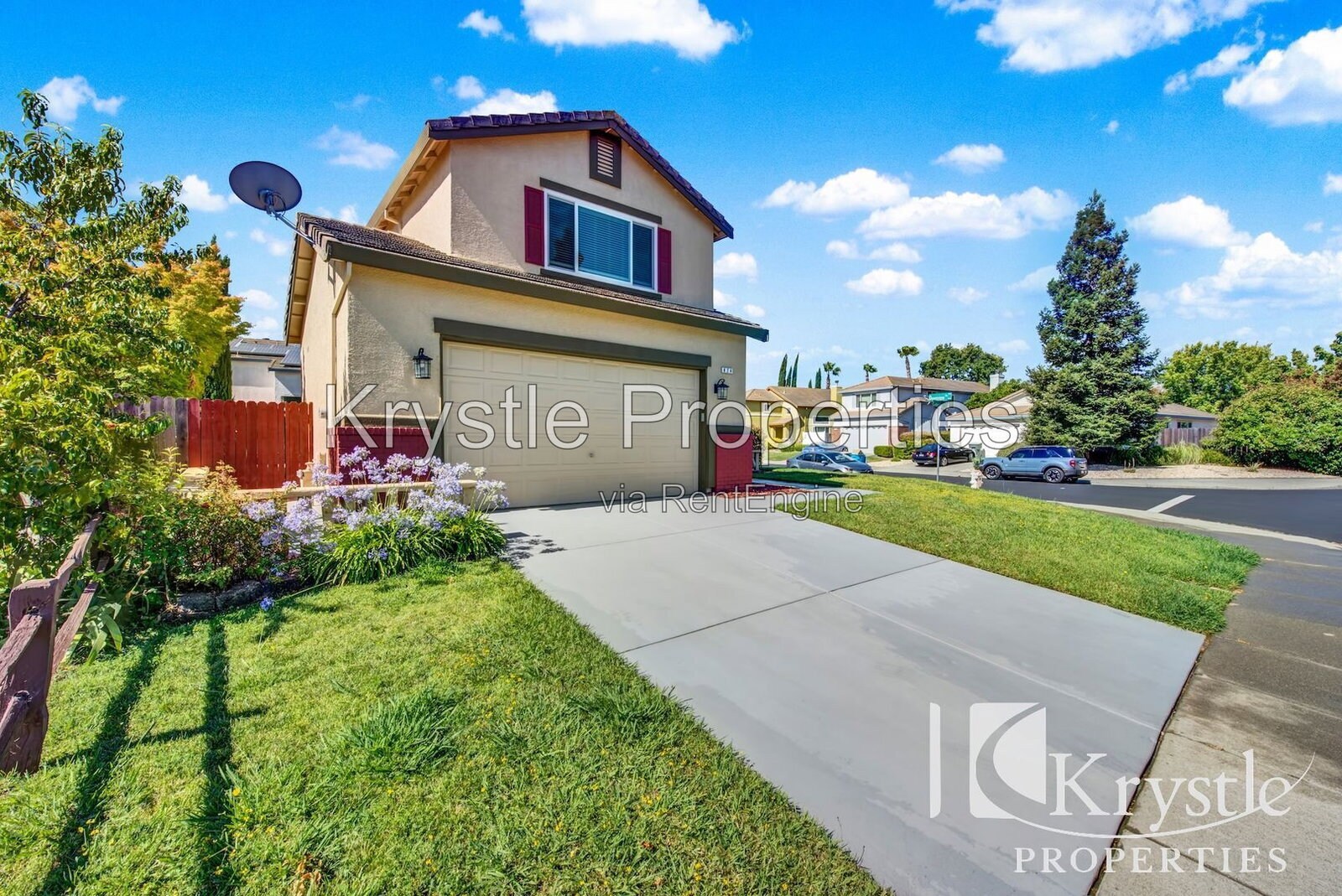 Building Photo - 824 Cedarcrest Dr