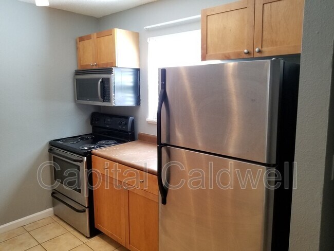 Building Photo - 2500 Winding Creek Blvd