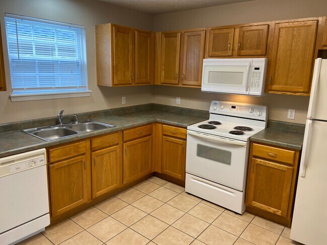 Building Photo - Condominium in Academy Commons