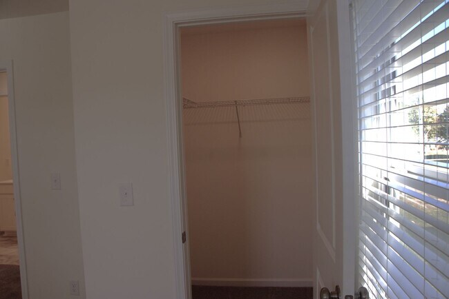 Building Photo - 2857_YEAGER DR NW